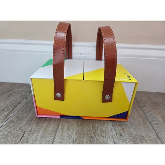 Lovevery Pinkies Up Picnic Set Tea Set - Picture 6 of 6